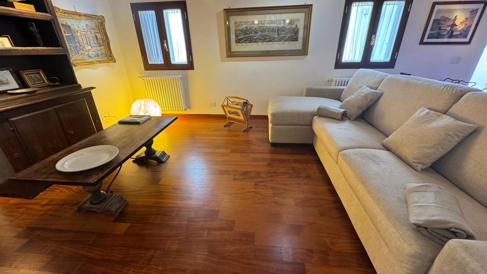 シャレー Domus Colosseum, Detached House Just Few Steps From The Colosseum イタリア