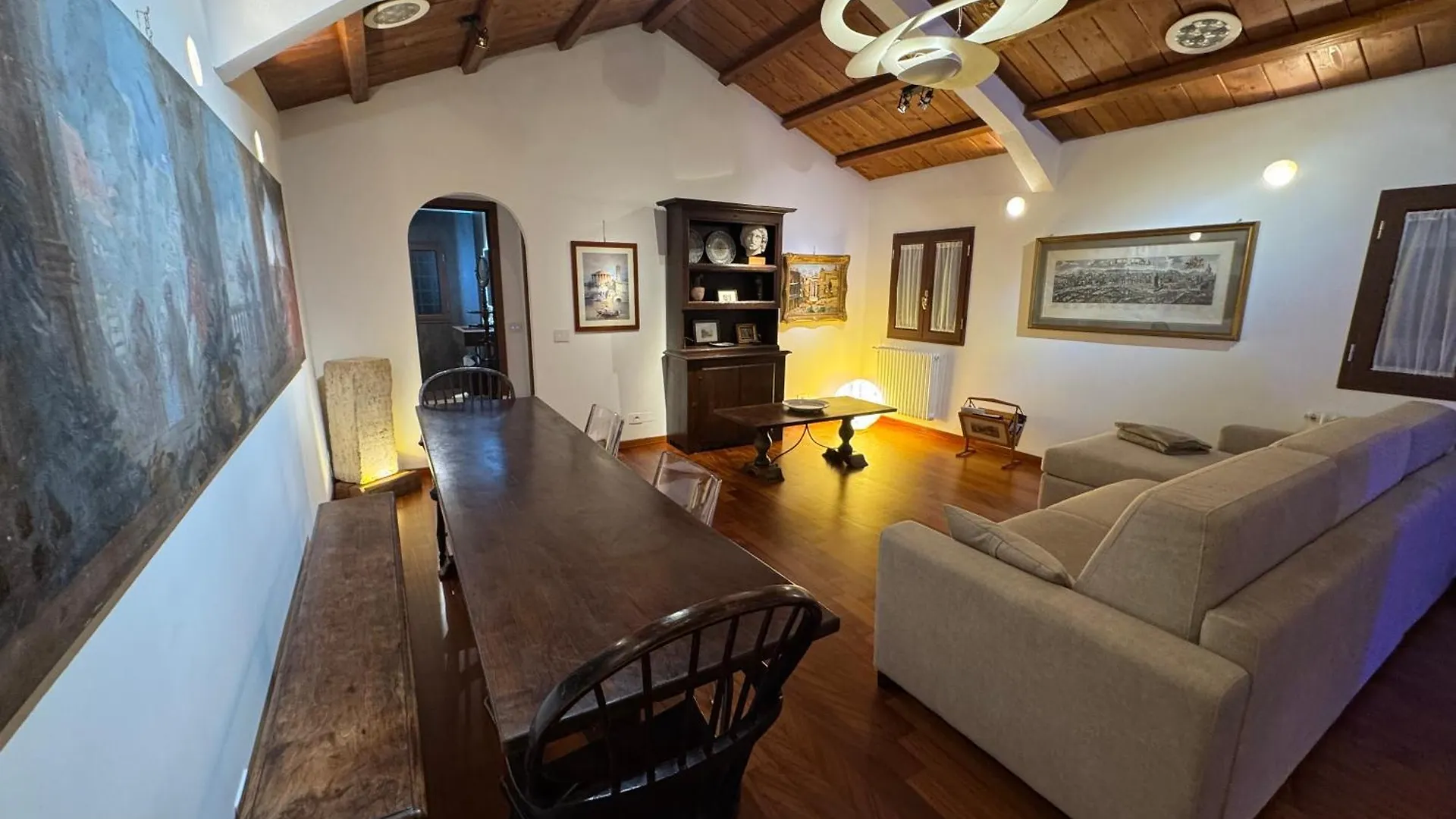 Domus Colosseum, Detached House Just Few Steps From The Colosseum ローマ