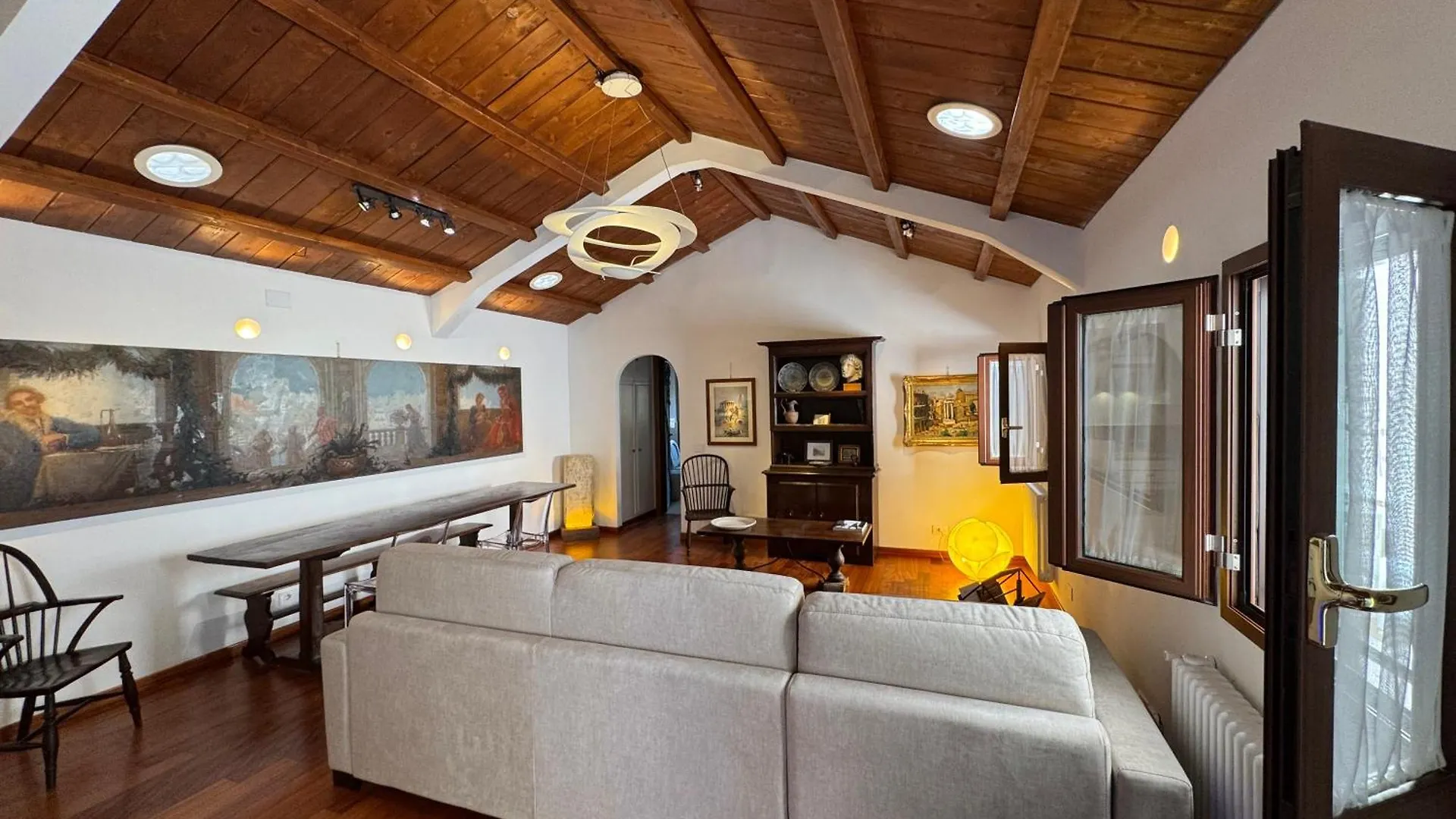 Chalet Domus Colosseum, Detached House Just Few Steps From The Colosseum